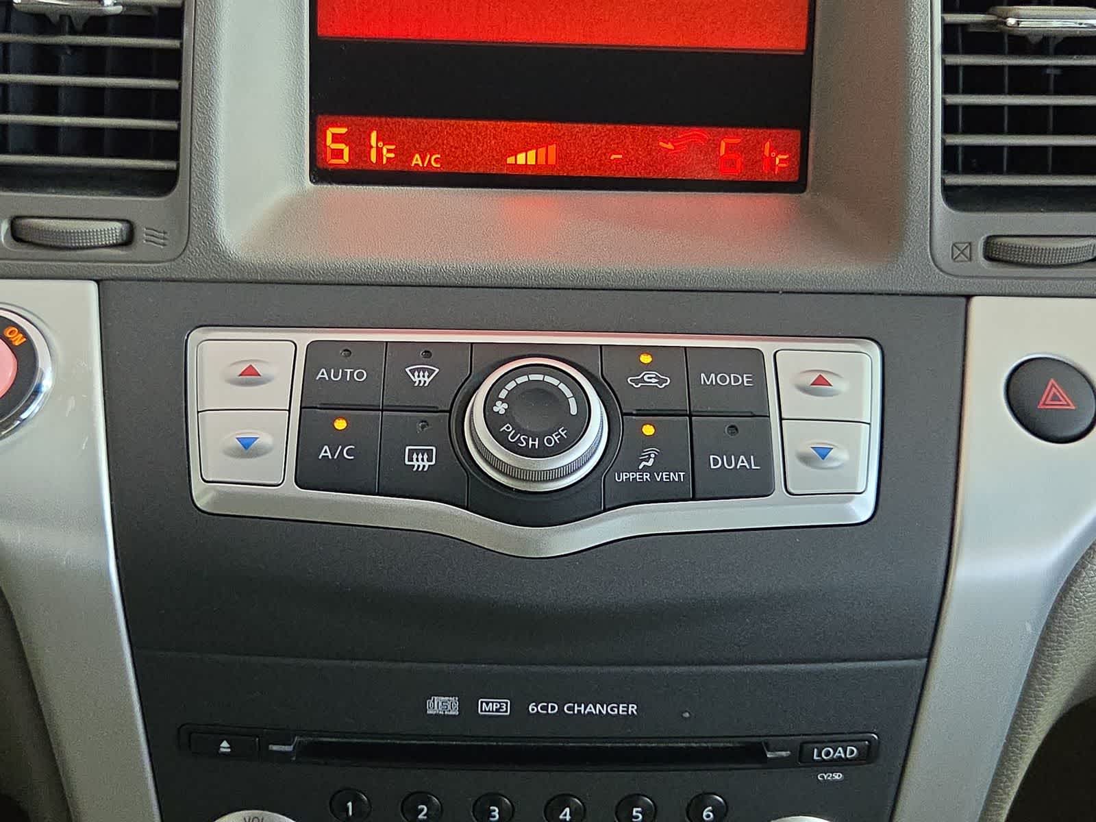 Thumbnail: 2010 Nissan Murano - 19