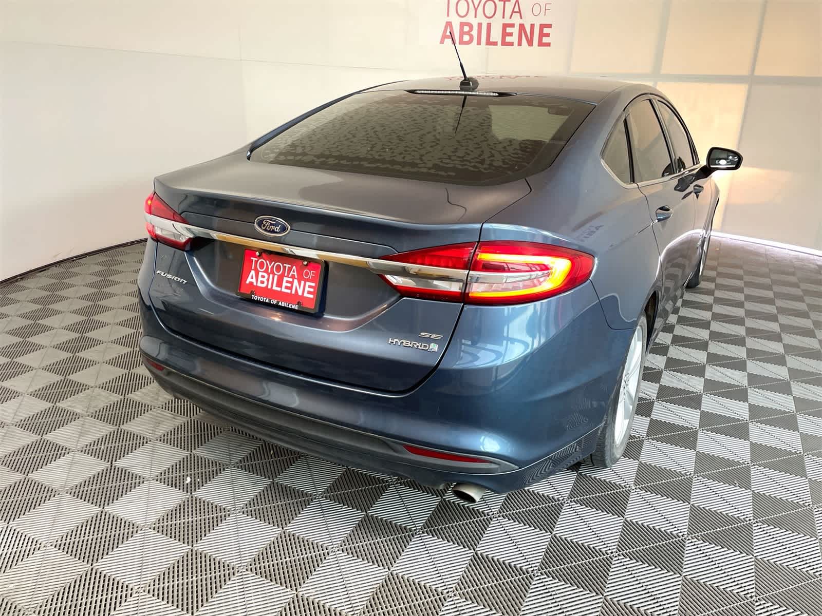 Thumbnail: 2018 Ford Fusion - 6