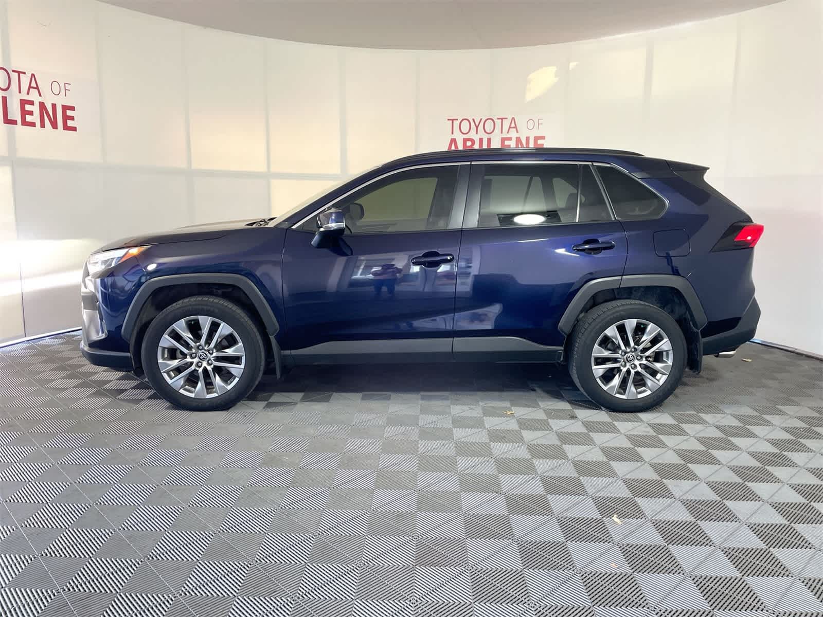 Thumbnail: 2022 Toyota RAV4 - 2