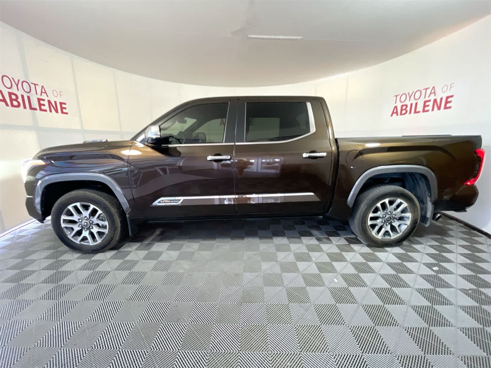 Thumbnail: 2024 Toyota Tundra - 2