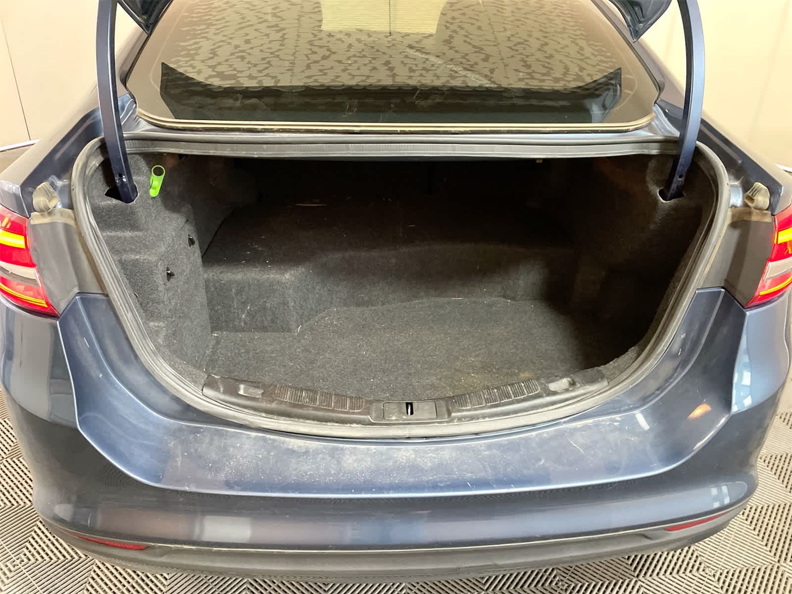 Thumbnail: 2018 Ford Fusion - 4