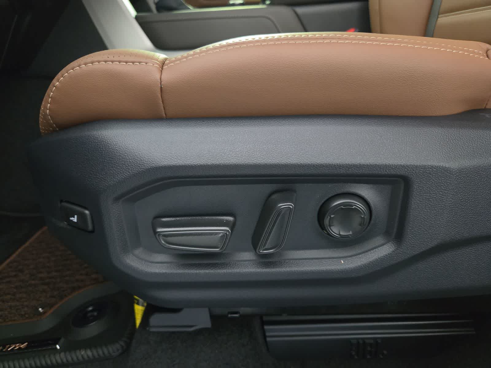 Thumbnail: 2026 Toyota Tundra - 11