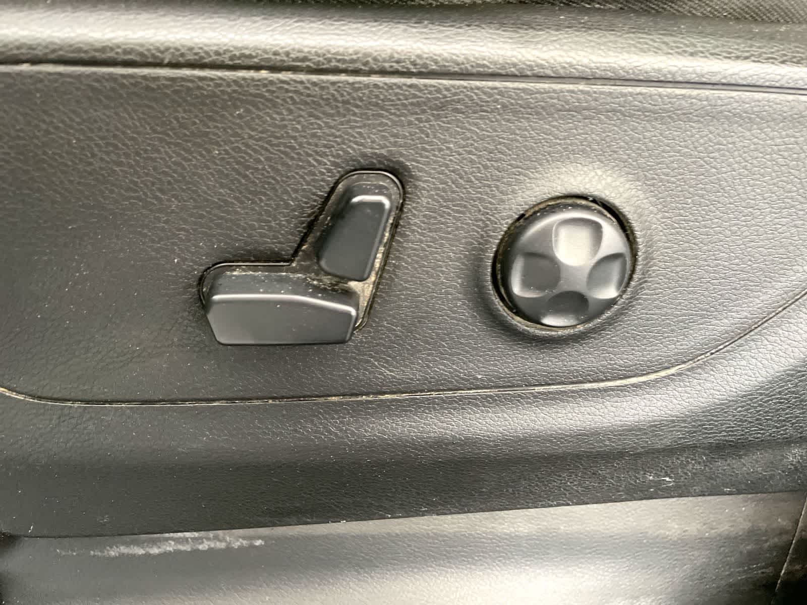 Thumbnail: 2020 RAM 1500 - 10