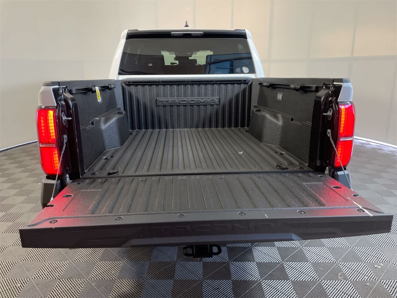 Thumbnail: 2025 Toyota Tacoma - 5