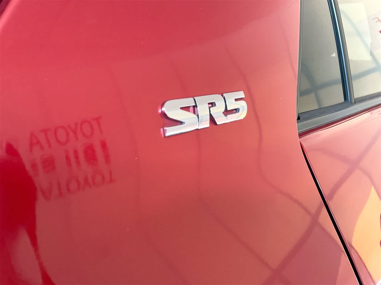 Thumbnail: 2016 Toyota 4Runner - 6