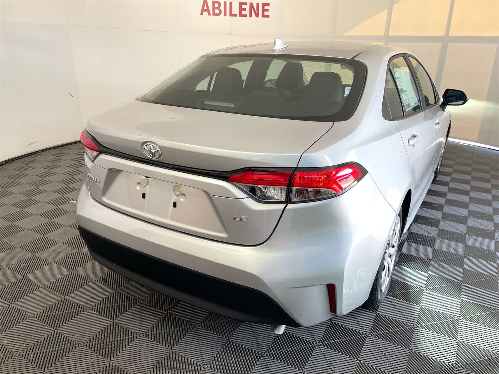 Thumbnail: 2025 Toyota Corolla - 7