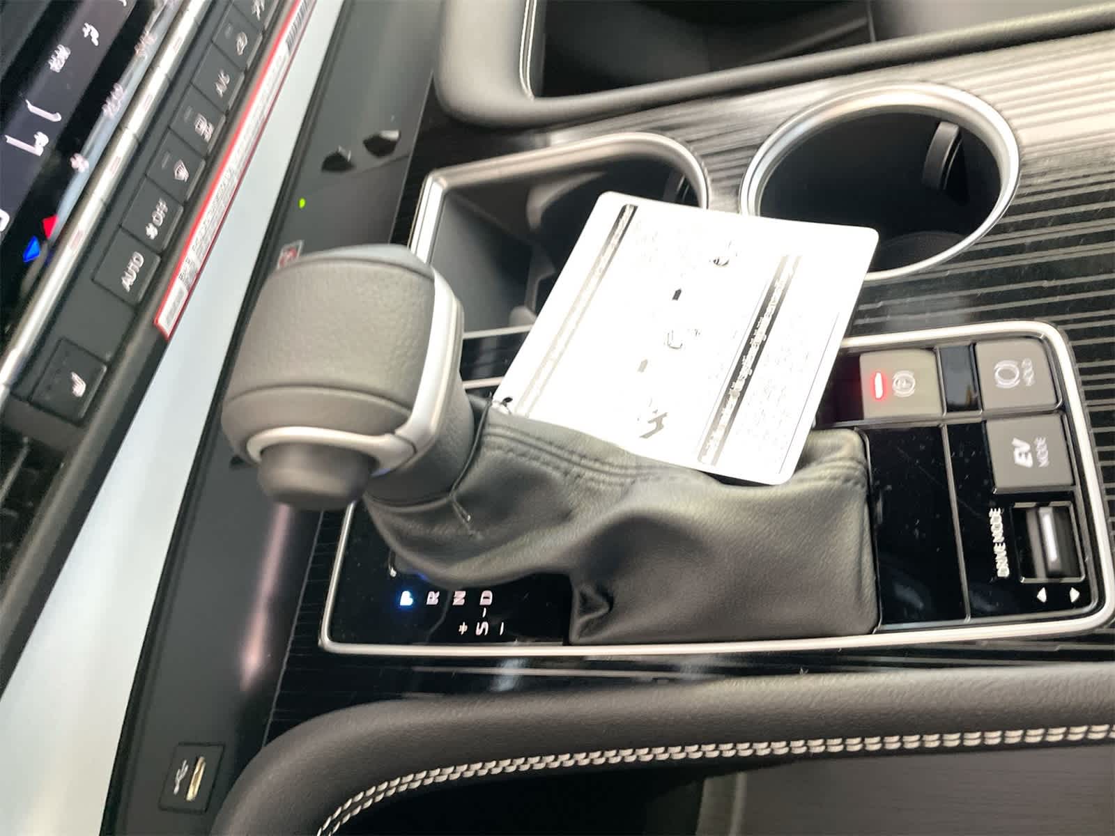 Thumbnail: 2026 Toyota Sienna - 24