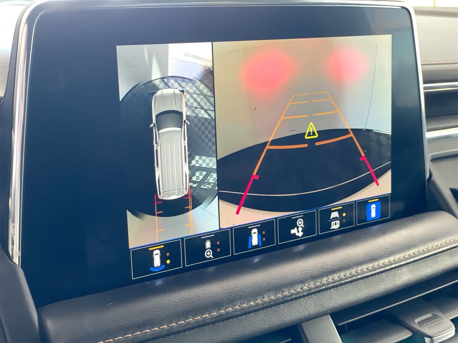 Thumbnail: 2022 GMC Yukon - 22