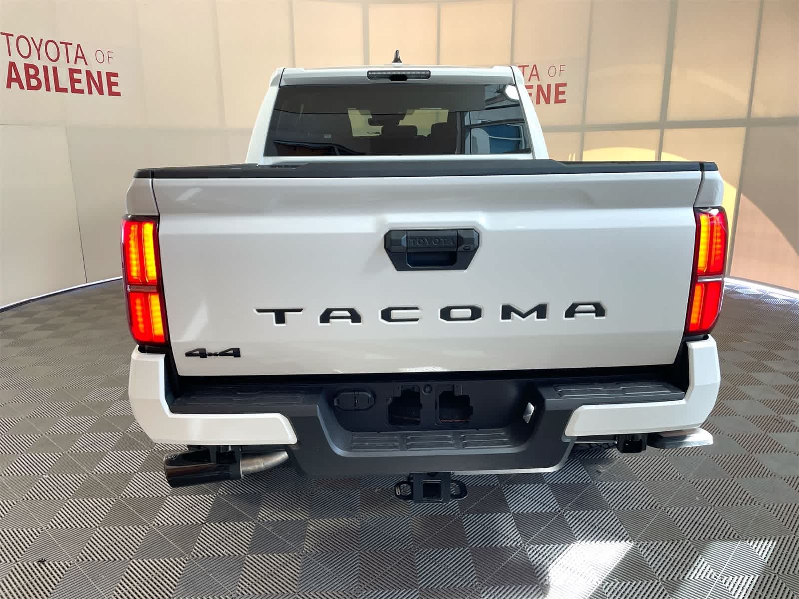 Thumbnail: 2025 Toyota Tacoma - 4
