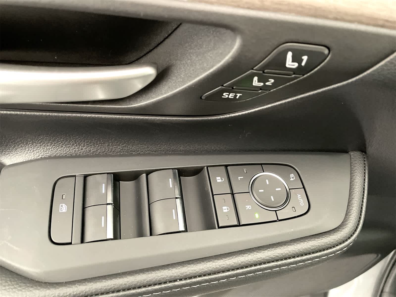 Thumbnail: 2026 Toyota Grand Highlander - 12