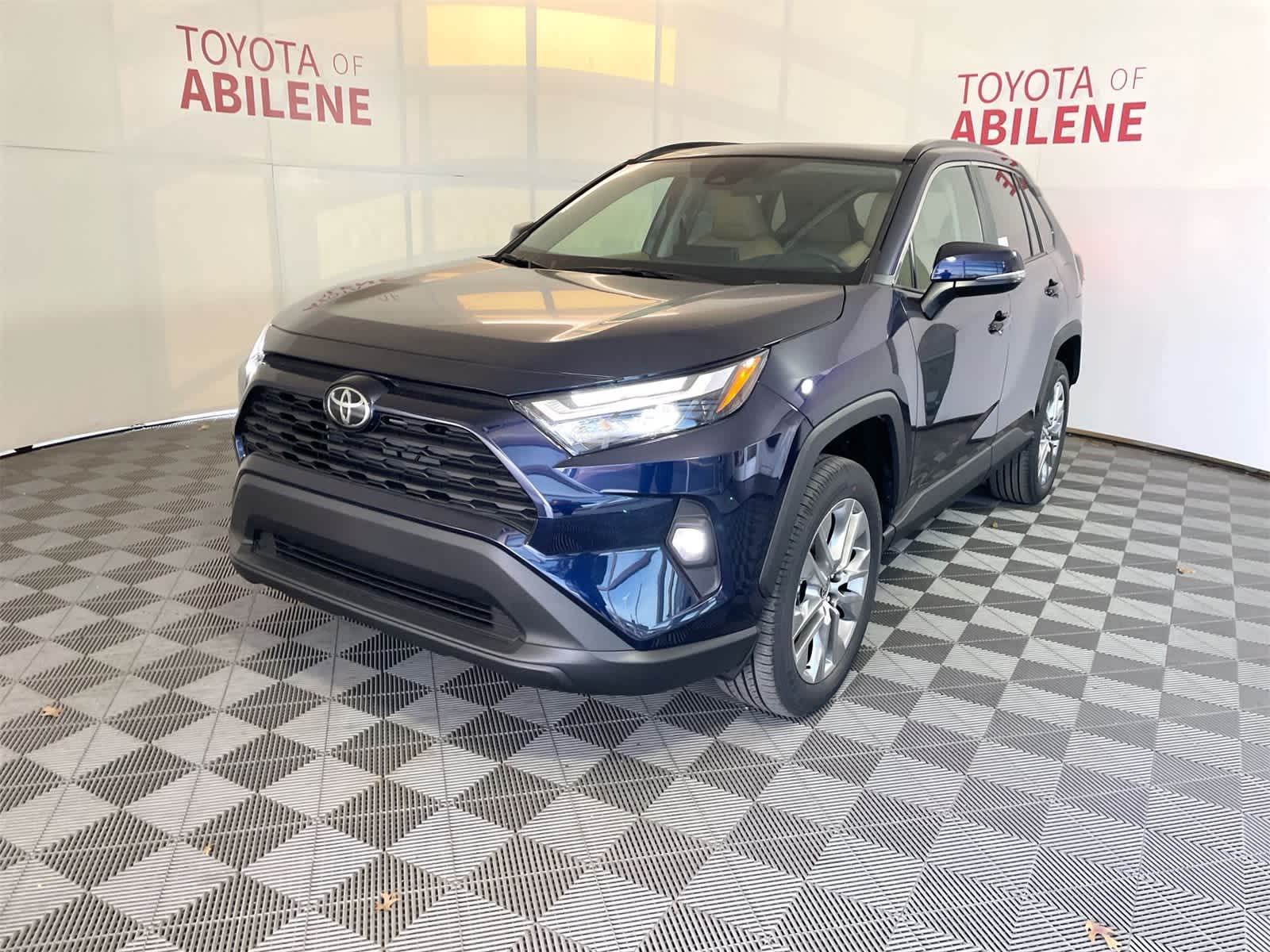 Thumbnail: 2025 Toyota RAV4 - 1