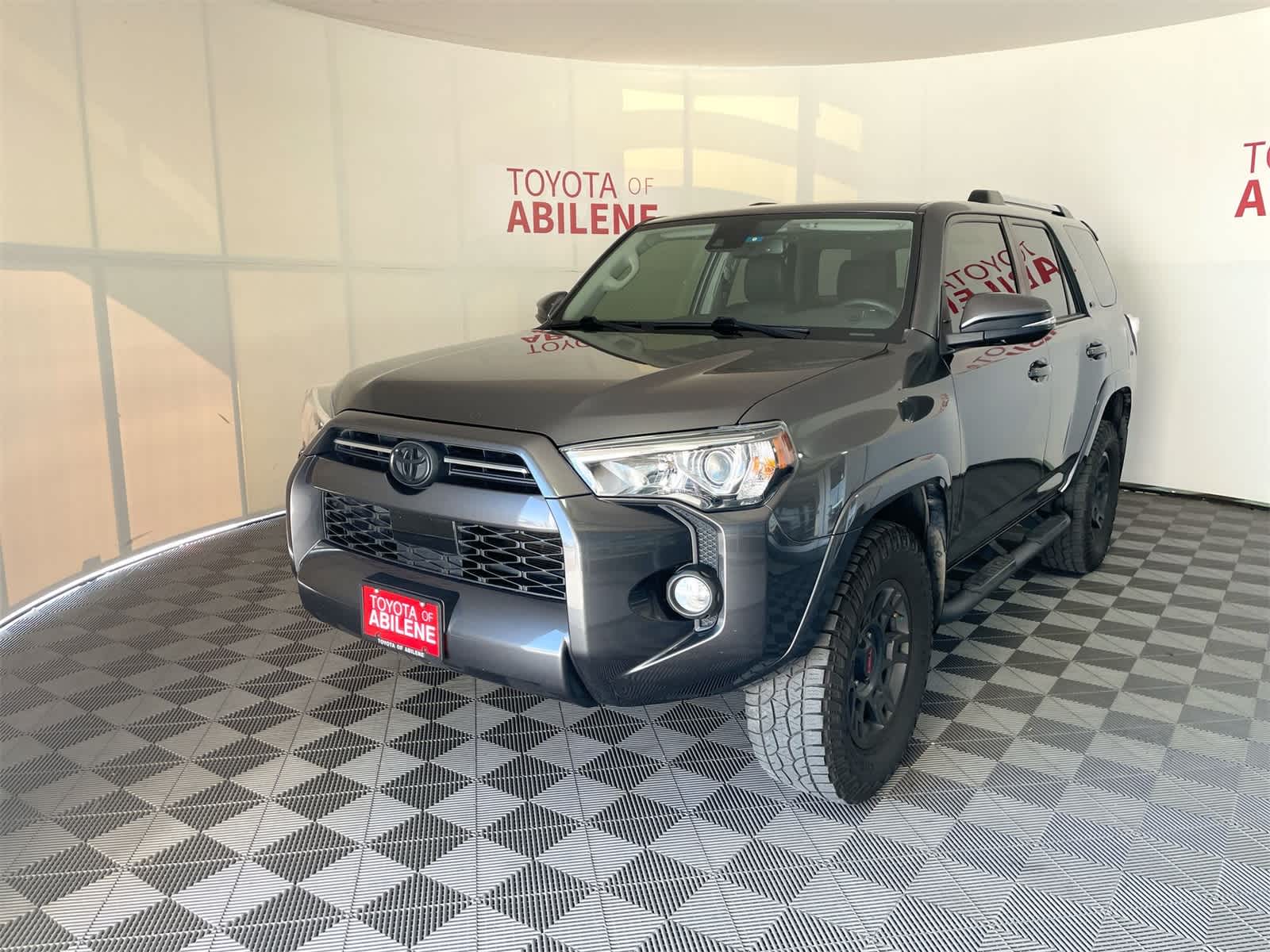 Thumbnail: 2020 Toyota 4Runner - 1