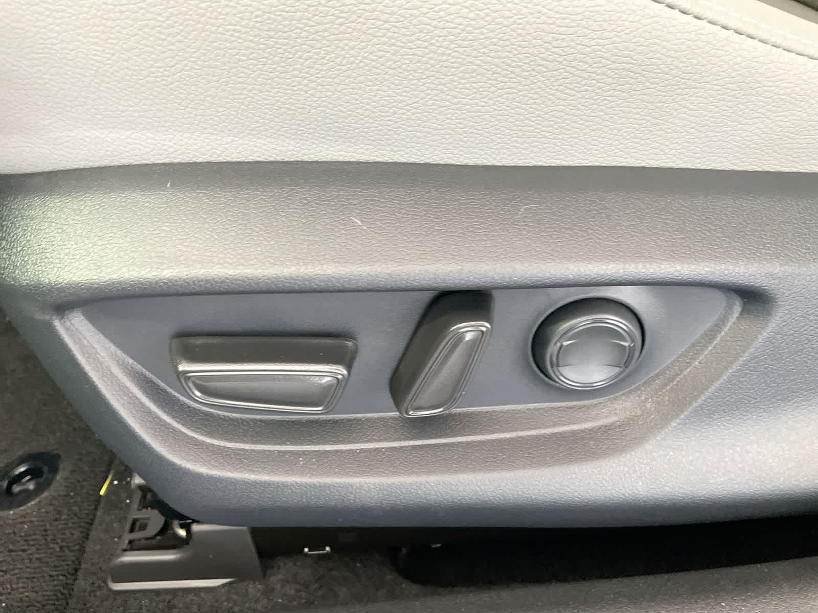 Thumbnail: 2026 Toyota Camry - 10