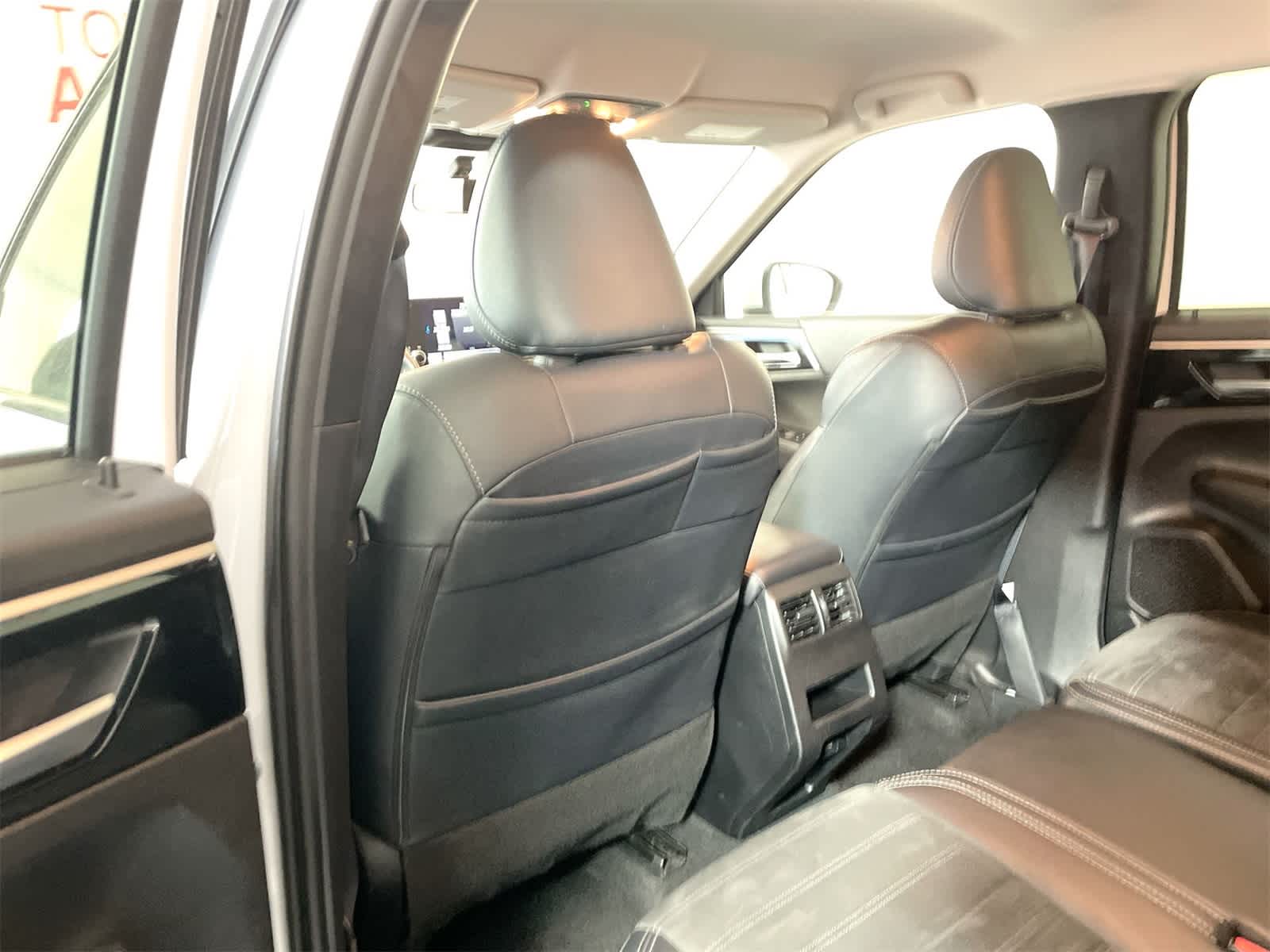 Thumbnail: 2024 Mitsubishi Outlander - 13