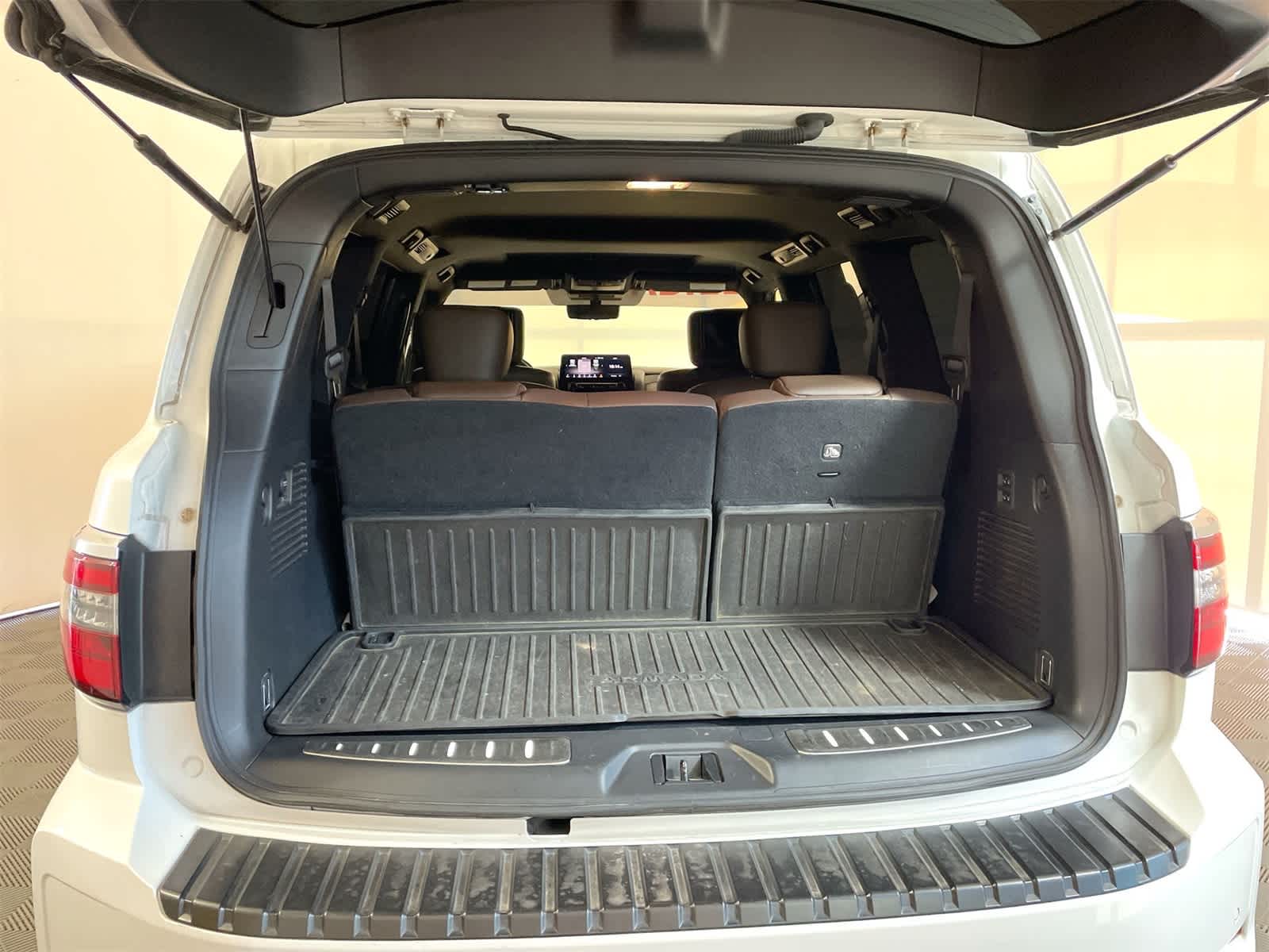 Thumbnail: 2022 Nissan Armada - 5