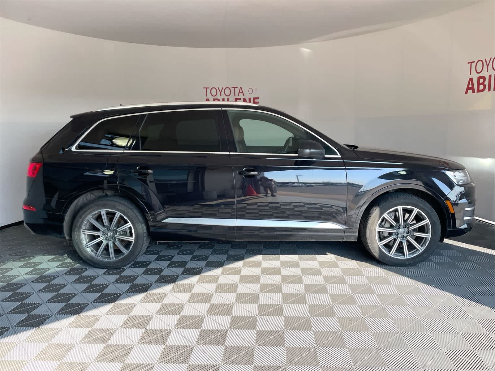 Thumbnail: 2018 Audi Q7 - 7