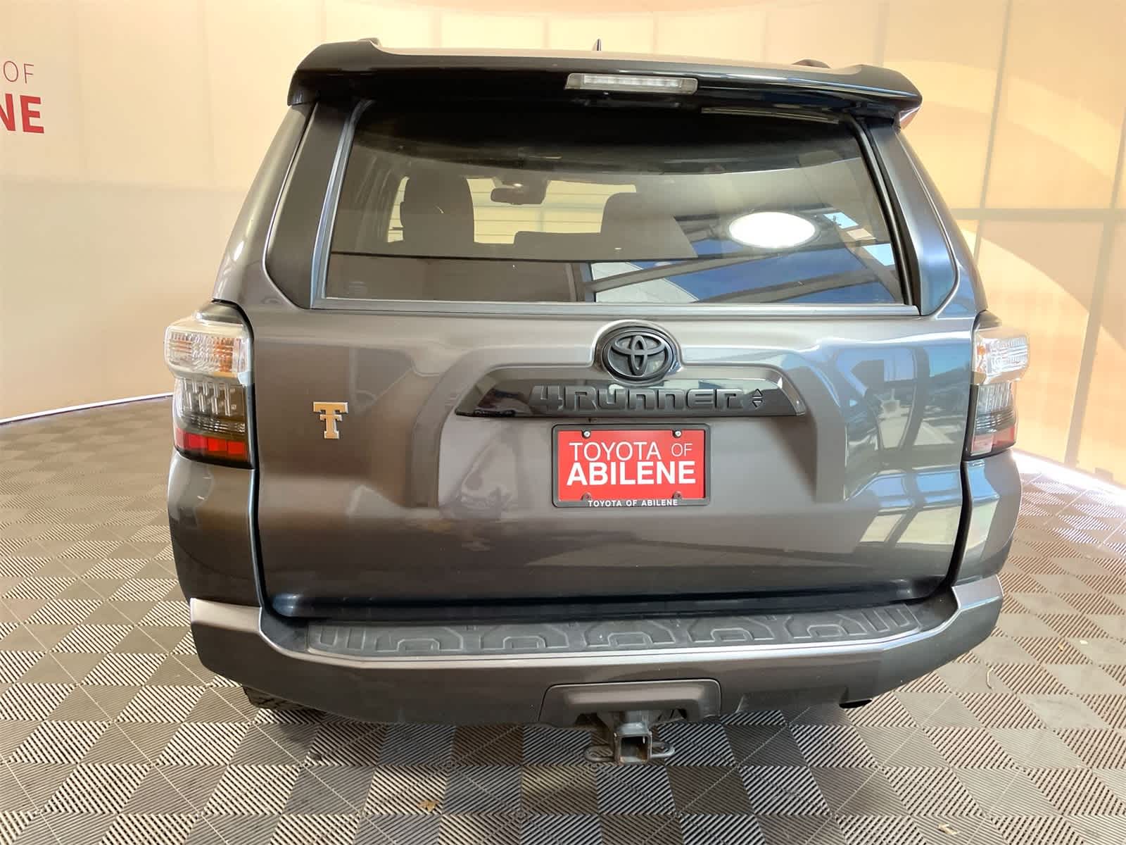 Thumbnail: 2020 Toyota 4Runner - 4