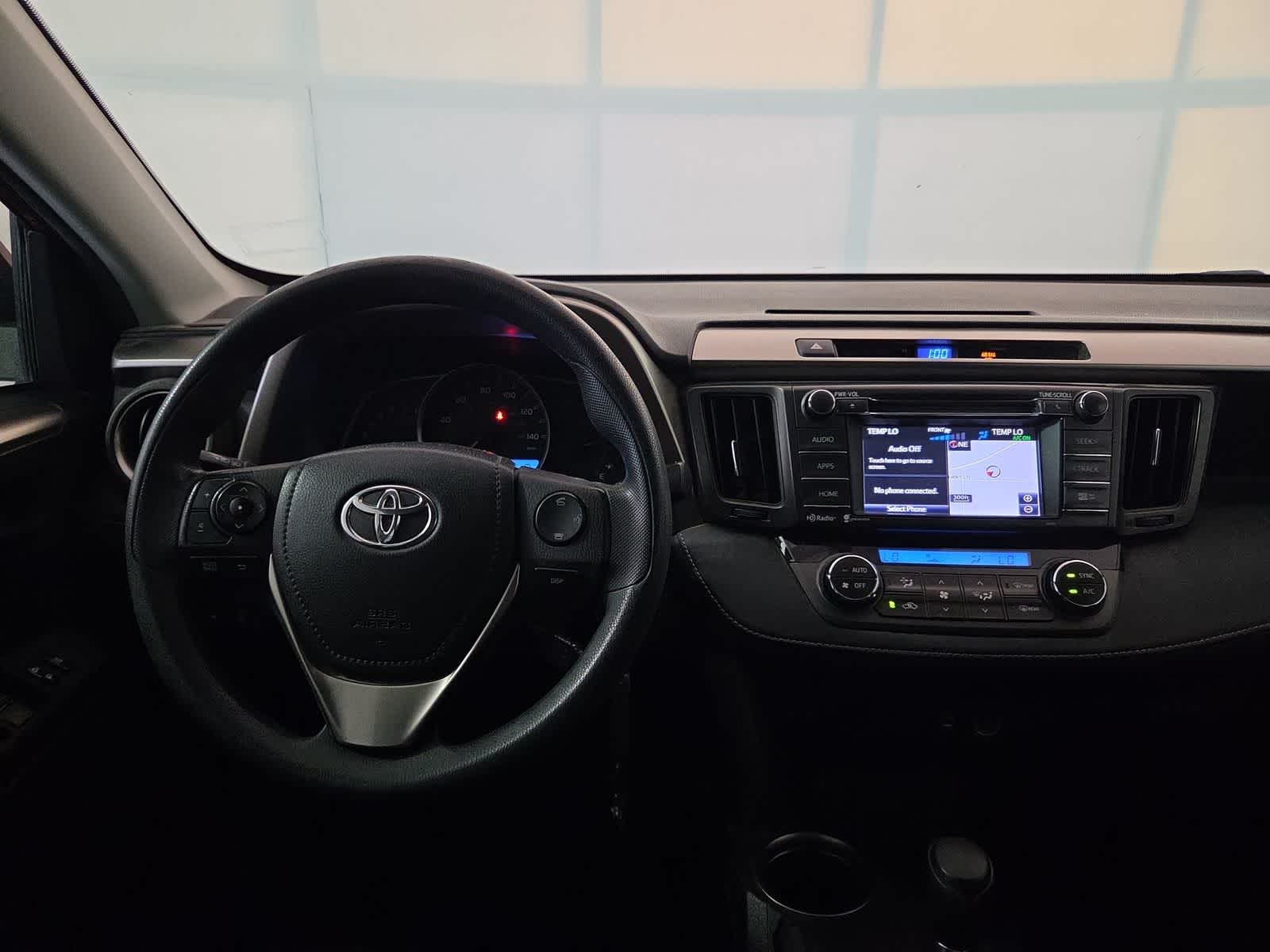 Thumbnail: 2015 Toyota RAV4 - 15