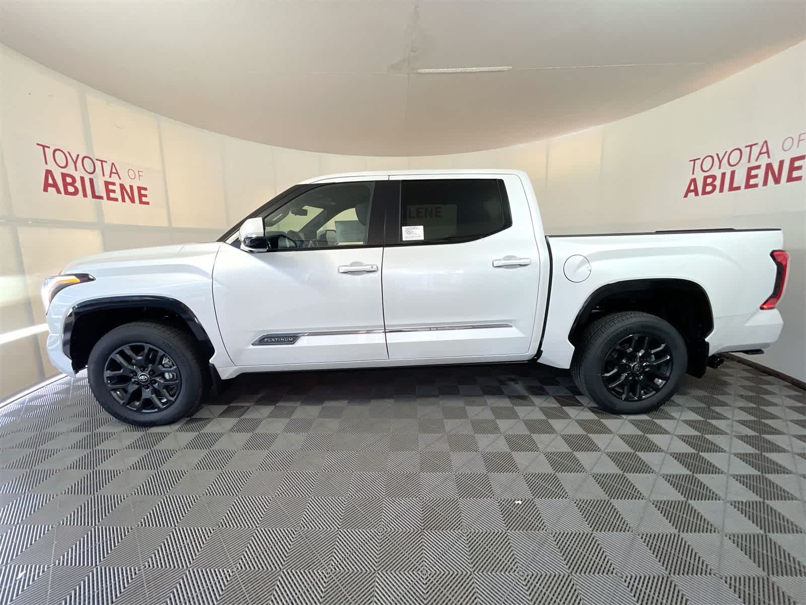 Thumbnail: 2025 Toyota Tundra - 2