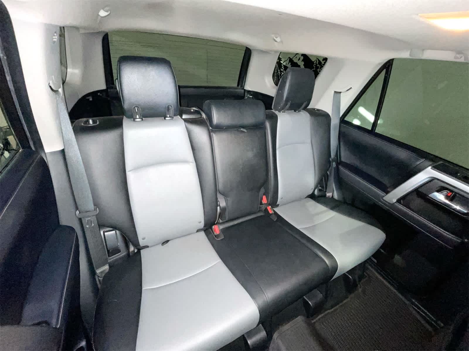 Thumbnail: 2022 Toyota 4Runner - 13