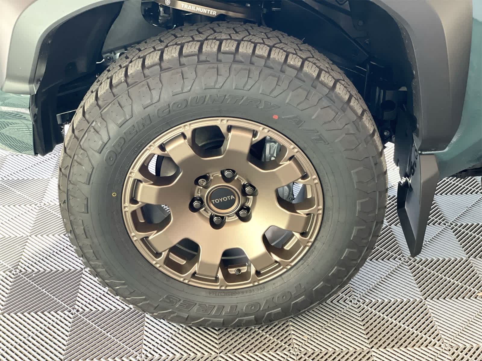 Thumbnail: 2025 Toyota 4Runner - 25