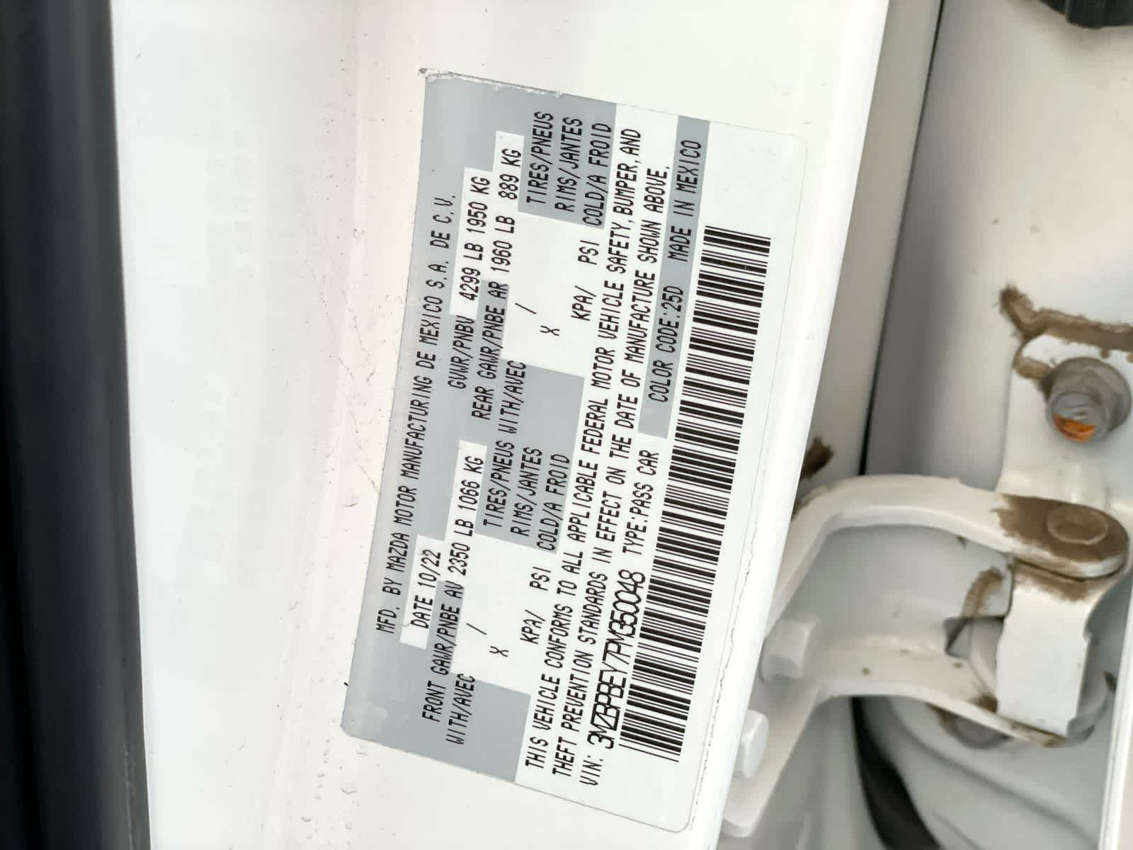 Thumbnail: 2023 Mazda Mazda3 - 28