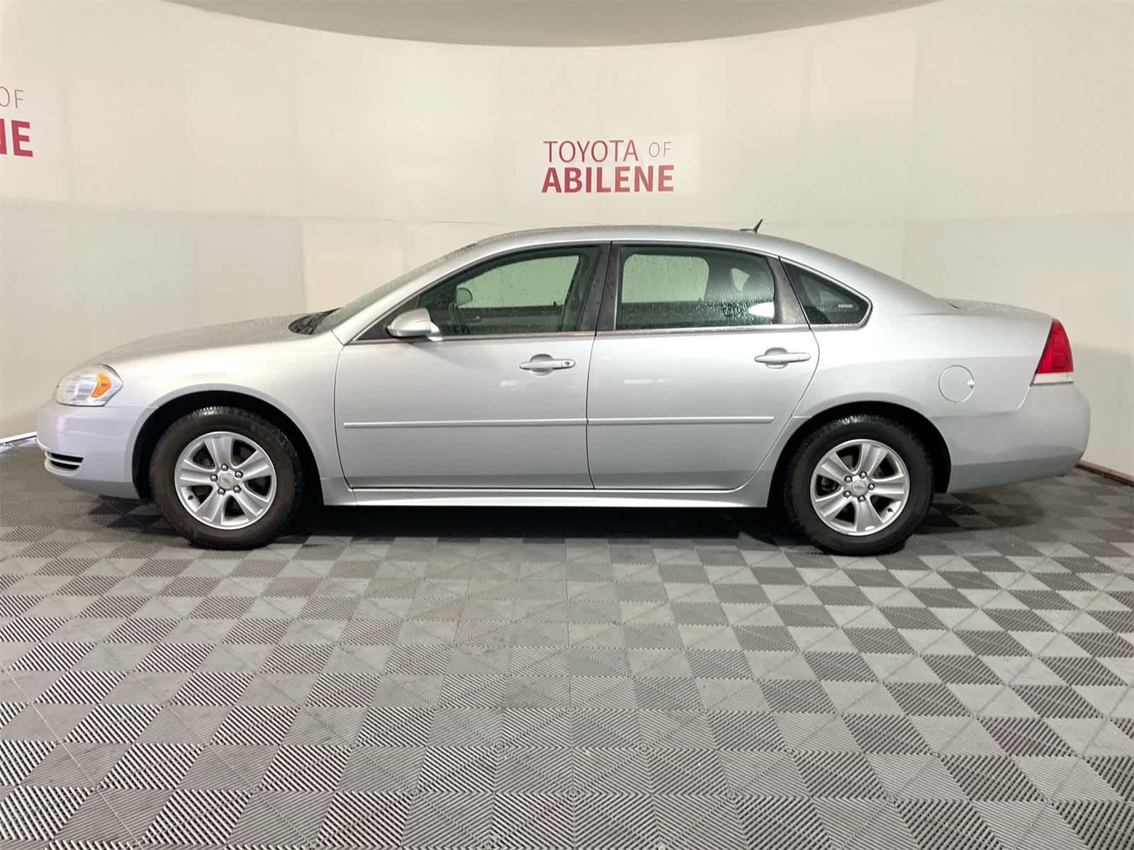 Thumbnail: 2014 Chevrolet Impala - 2