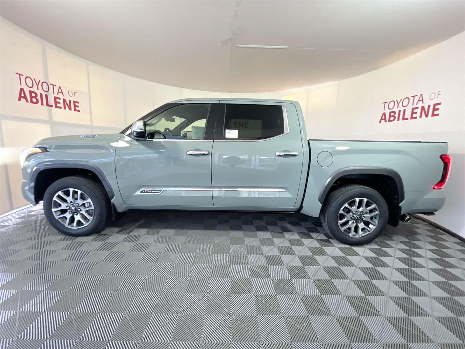 Thumbnail: 2026 Toyota Tundra - 2