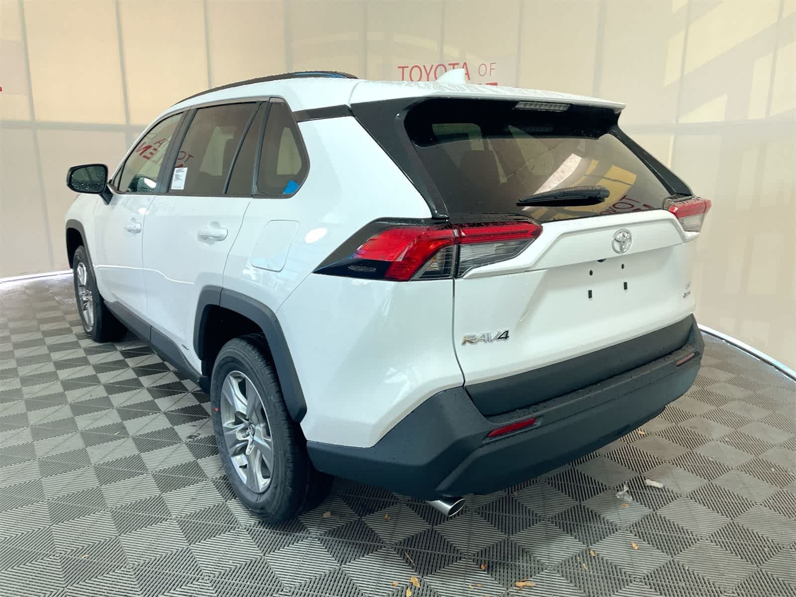 Thumbnail: 2025 Toyota RAV4 - 3