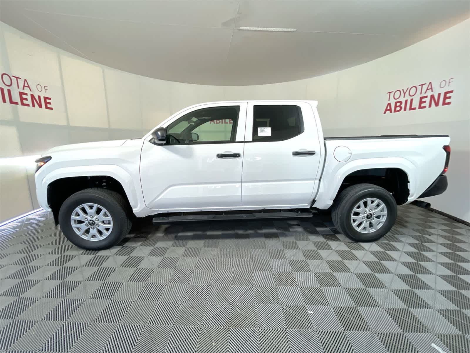 Thumbnail: 2025 Toyota Tacoma - 2