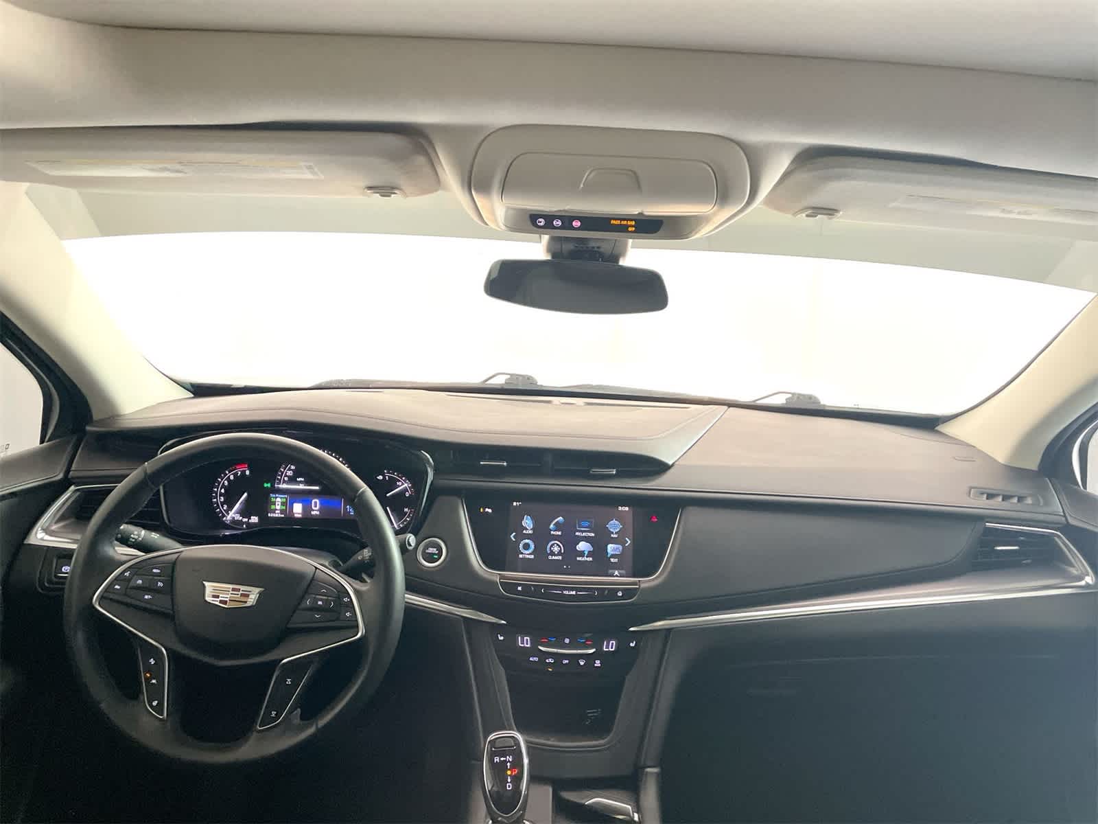Thumbnail: 2017 Cadillac XT5 - 16