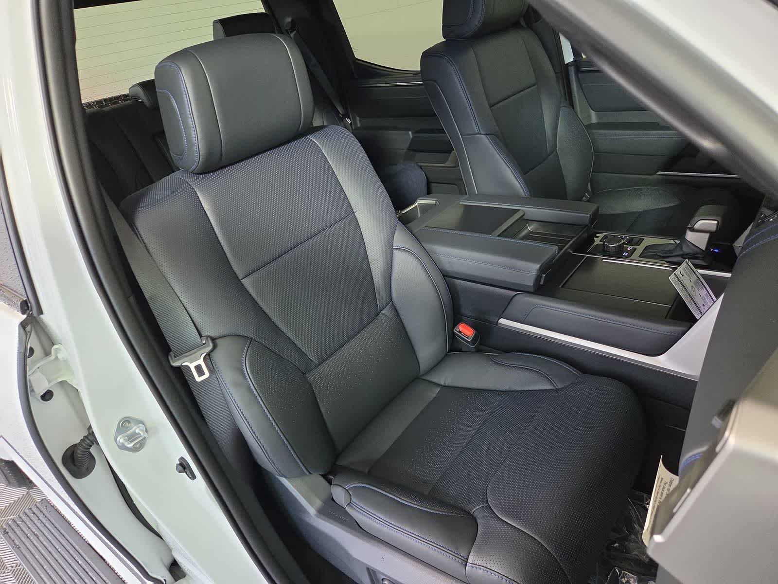 Thumbnail: 2026 Toyota Tundra - 14