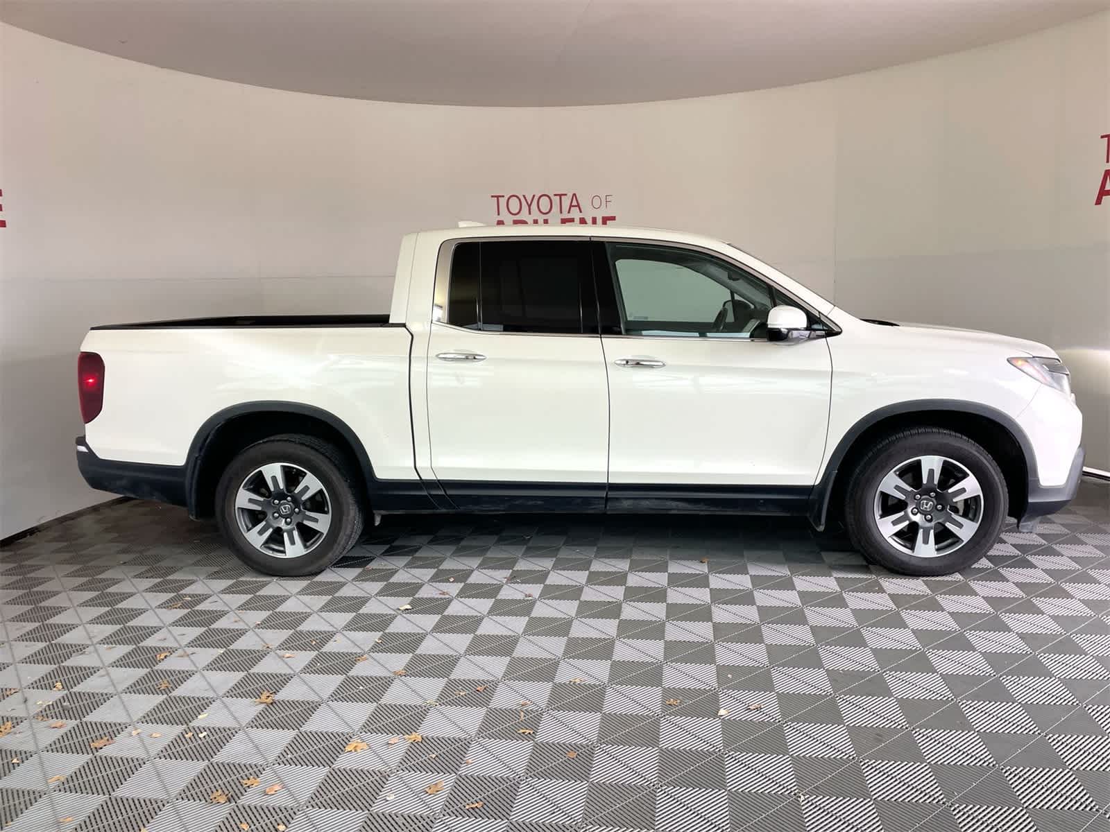 Thumbnail: 2019 Honda Ridgeline - 6