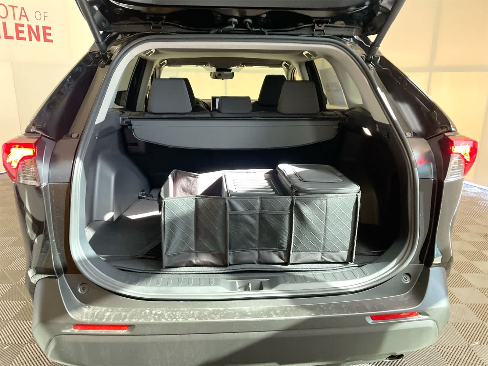 Thumbnail: 2025 Toyota RAV4 - 5