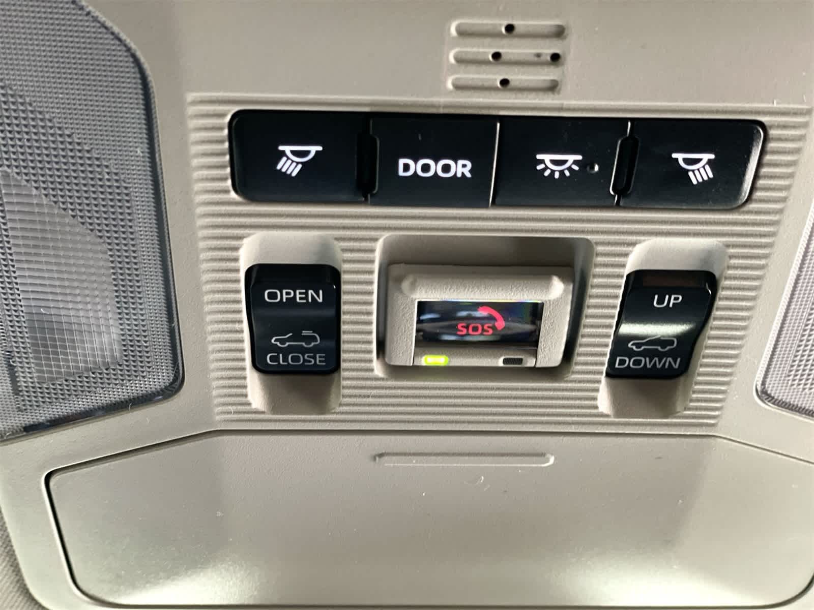 Thumbnail: 2025 Toyota RAV4 - 25