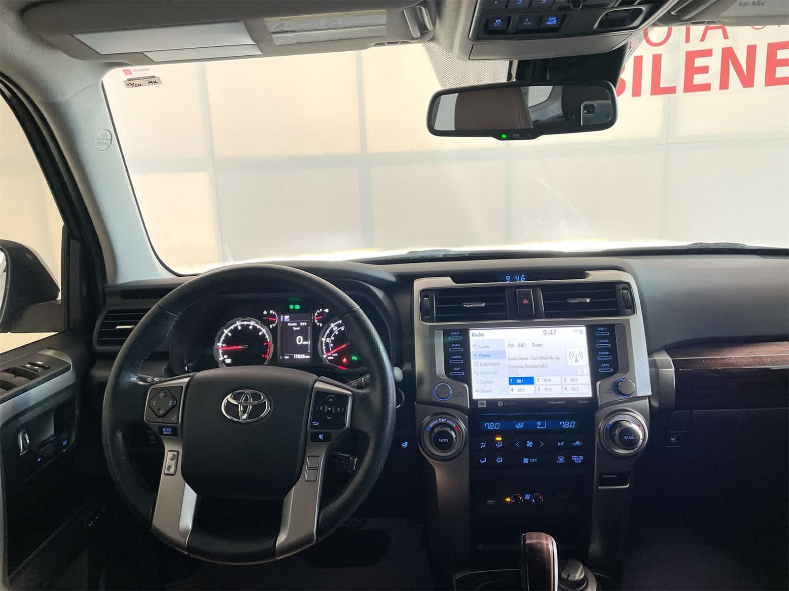 Thumbnail: 2023 Toyota 4Runner - 15