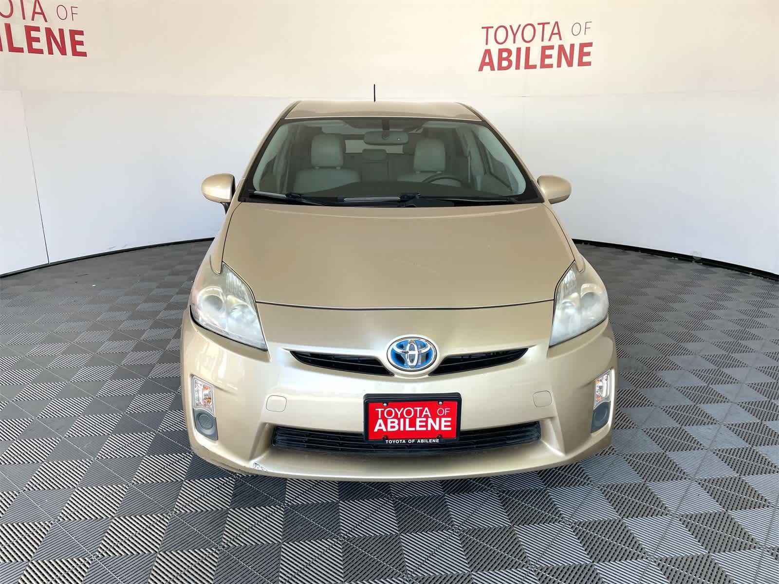 Thumbnail: 2010 Toyota Prius - 8
