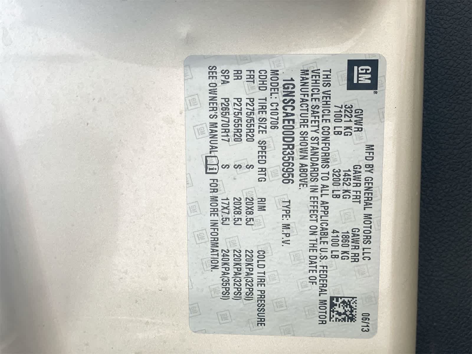 Thumbnail: 2013 Chevrolet Tahoe - 25