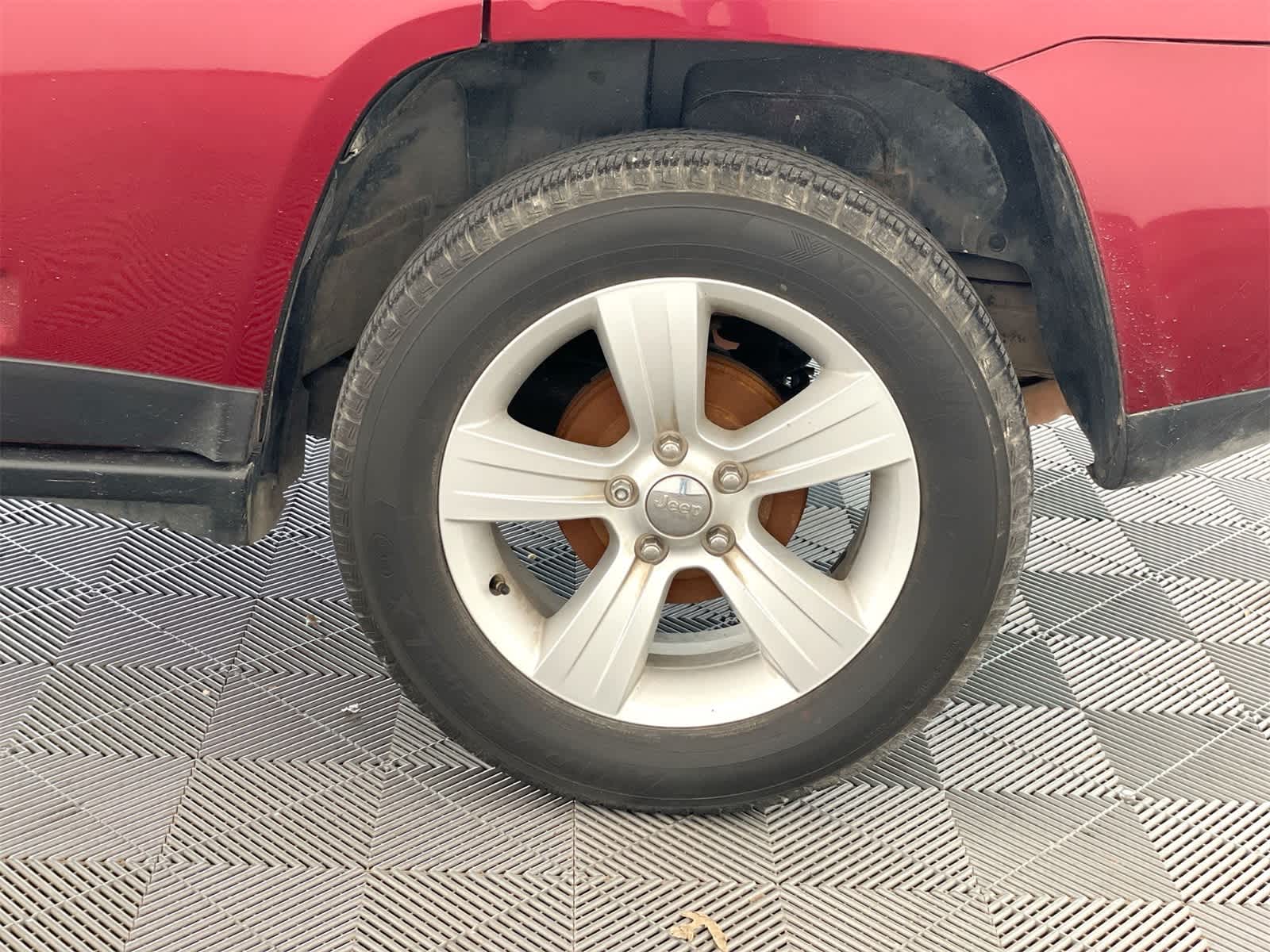 2015 Jeep Compass Sport 21