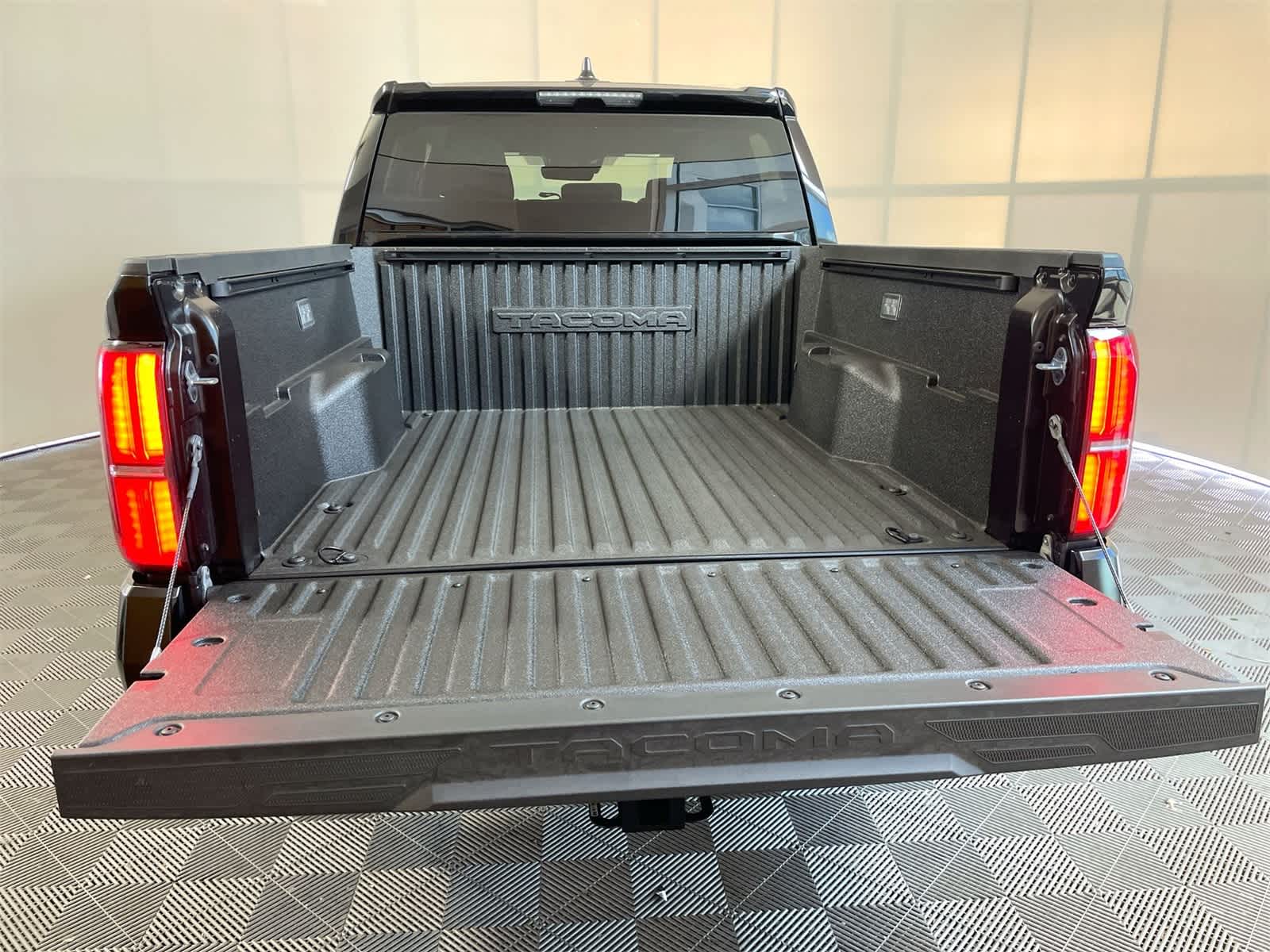 Thumbnail: 2025 Toyota Tacoma - 5