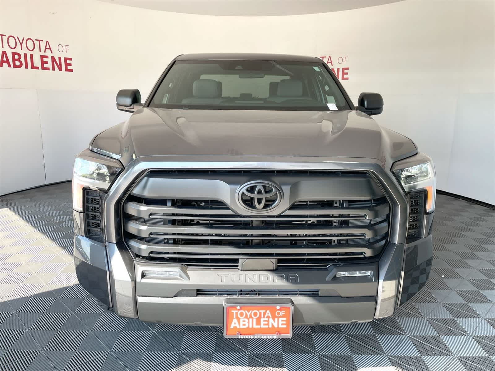 Thumbnail: 2025 Toyota Tundra - 9