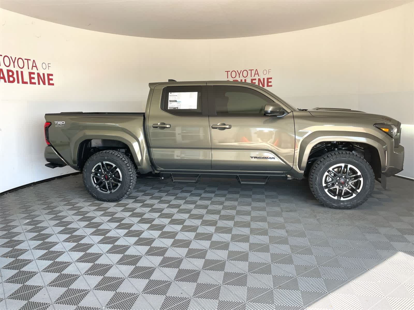 2025 Toyota Tacoma TRD Sport 7