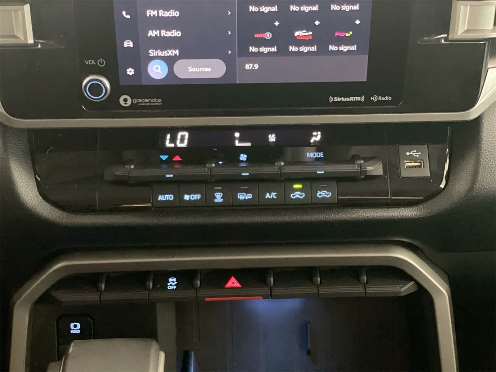 Thumbnail: 2023 Toyota Tundra - 21