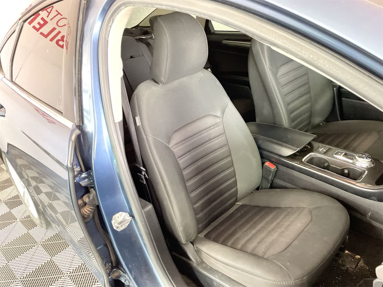 Thumbnail: 2018 Ford Fusion - 13