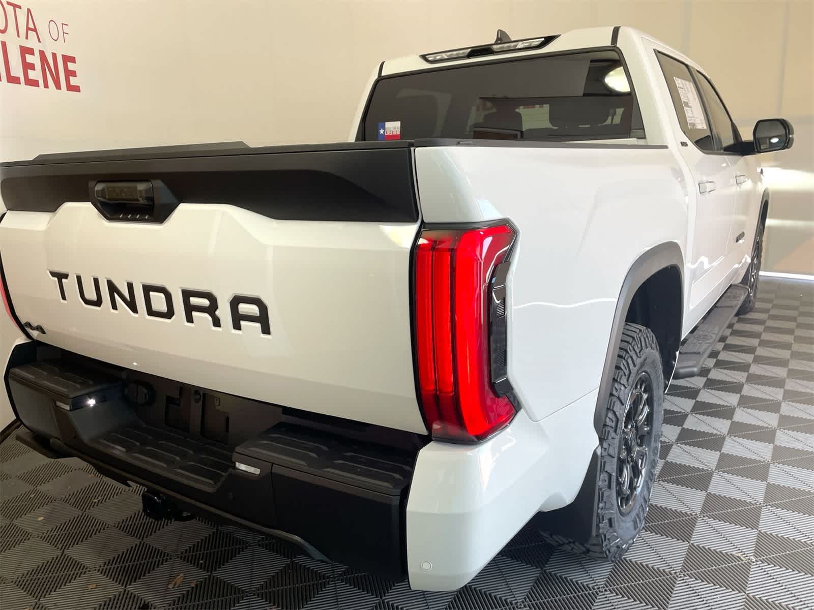 2025 Toyota Tundra SR5 7