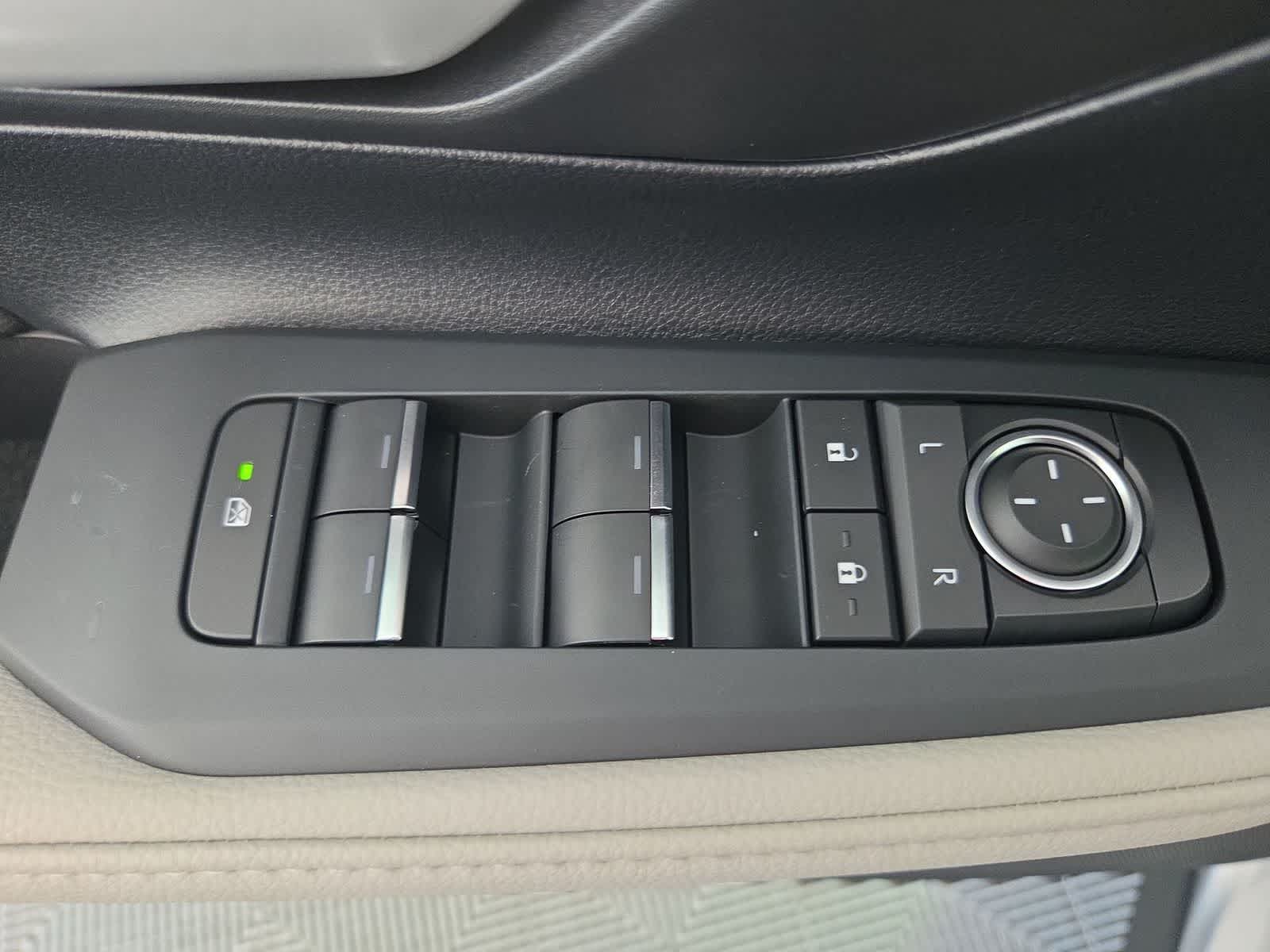 Thumbnail: 2026 Toyota Grand Highlander - 12
