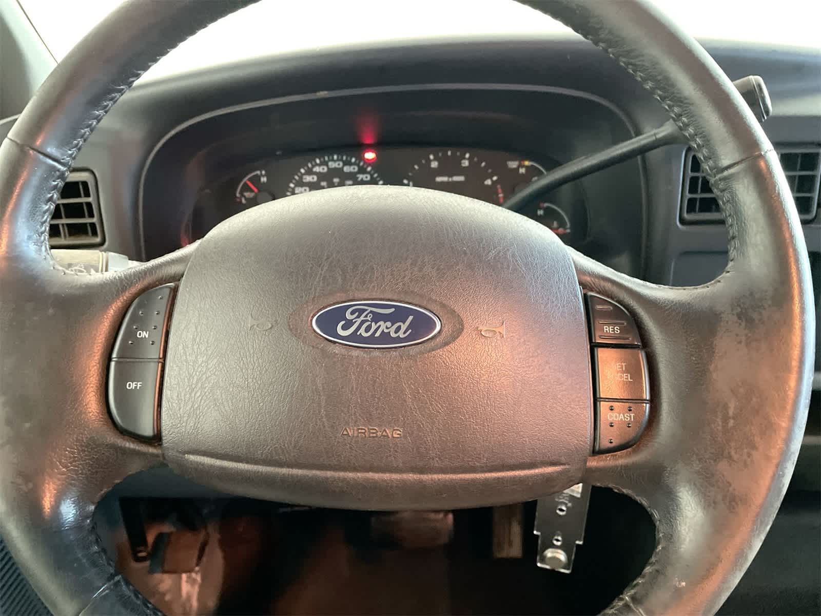 Thumbnail: 2005 Ford Excursion - 17