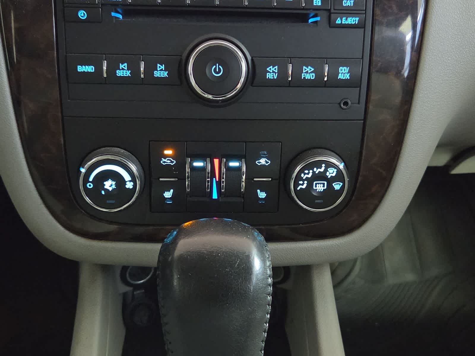 Thumbnail: 2014 Chevrolet Impala - 19