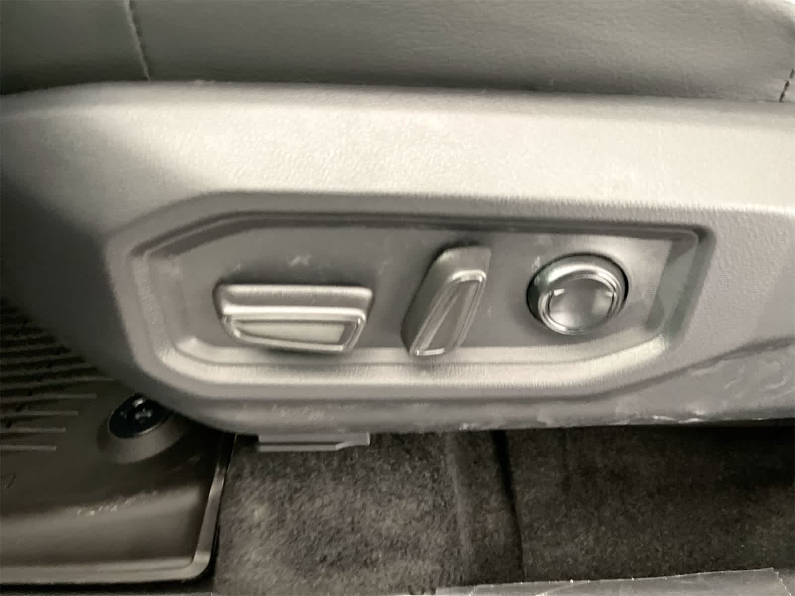 Thumbnail: 2026 Toyota Tundra - 11