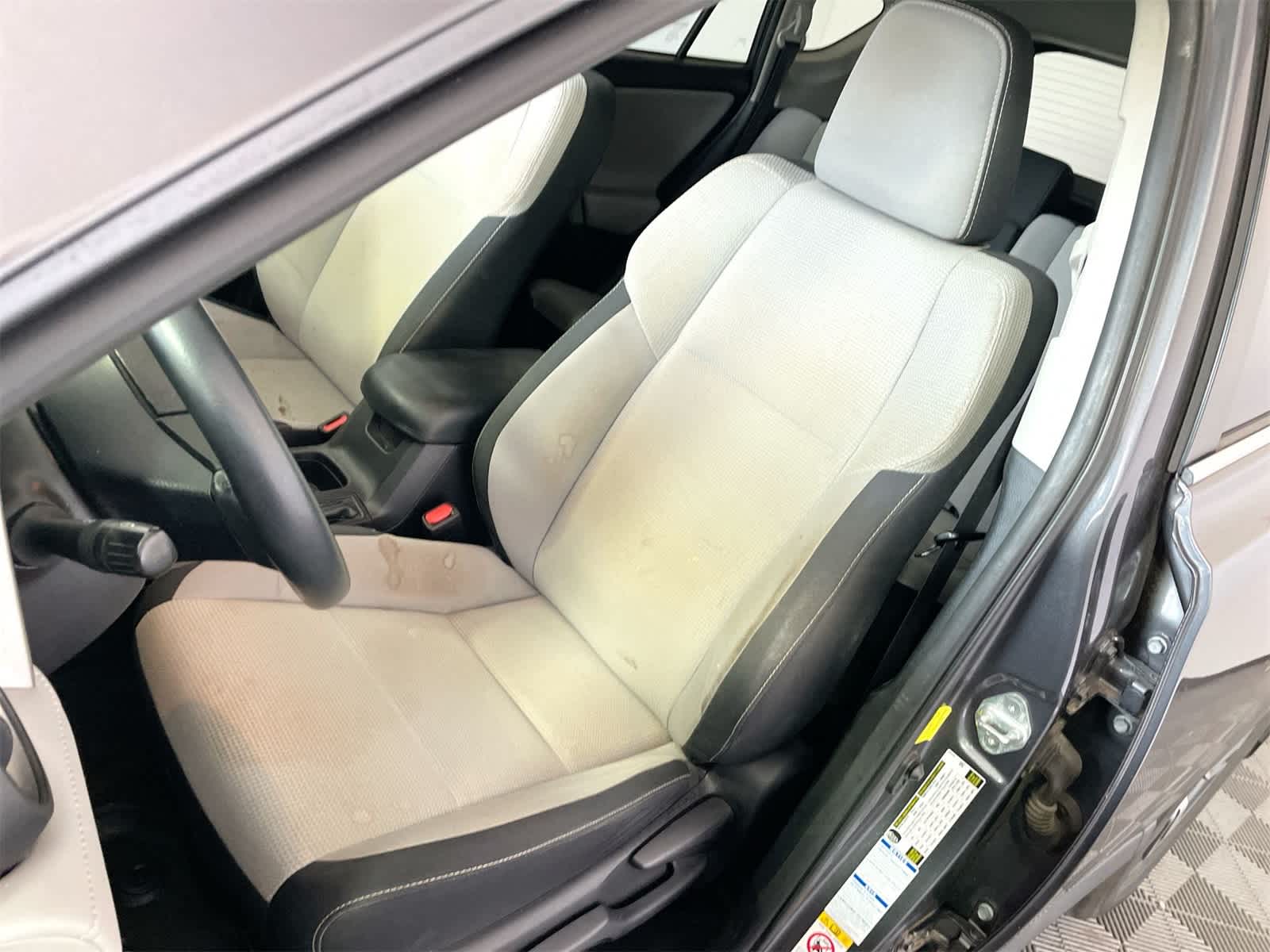 Thumbnail: 2018 Toyota RAV4 - 10